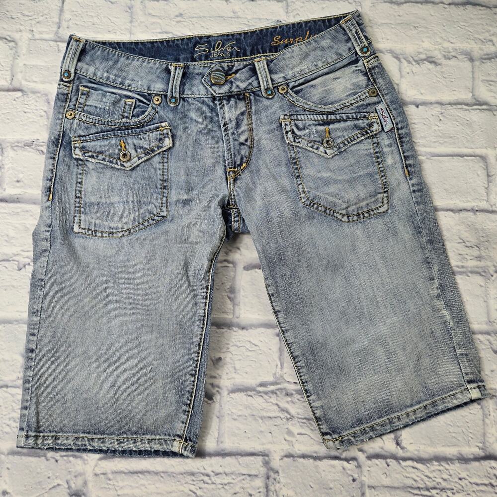 Silver Jeans Bermudas Distressed Turquoise Rivets Button Flap Pockets size 28
